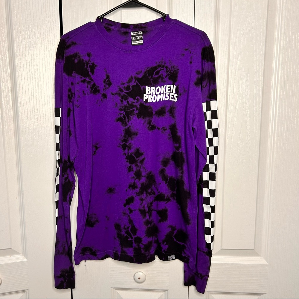 Broken Promises Purple & Black Tie Dye Long Sleeve Checkered Skate Shirt Men’s M